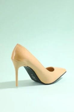 Elegant Pointy Heels -Zapaka Sales Store 85864e033b01e00efb7791df9e56419a