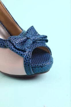 High Heels With Bowknot -Zapaka Sales Store 93878496e3db9ebacbff4572b45d0569