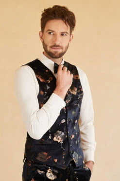 Notched Lapel Double Breasted Black Men's Wedding Suits -Zapaka Sales Store CGGXH0732 Black 5