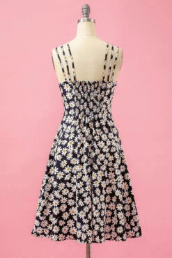 Black Floral Print Daisy Casual Dress -Zapaka Sales Store YYCGHX051106 black 02