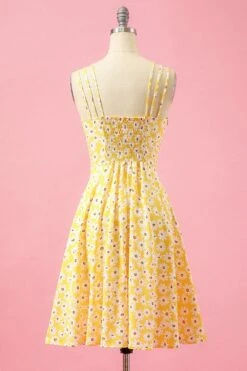 Black Floral Print Daisy Casual Dress -Zapaka Sales Store YYCGHX051106 yellow 02