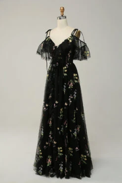 A-Line V-Neck Spaghetti Straps Embroidery Green Long Prom Dress With Slit -Zapaka Sales Store YYZL501 Black 3 509beb99 f564 4575 9e47 3cdef796a480