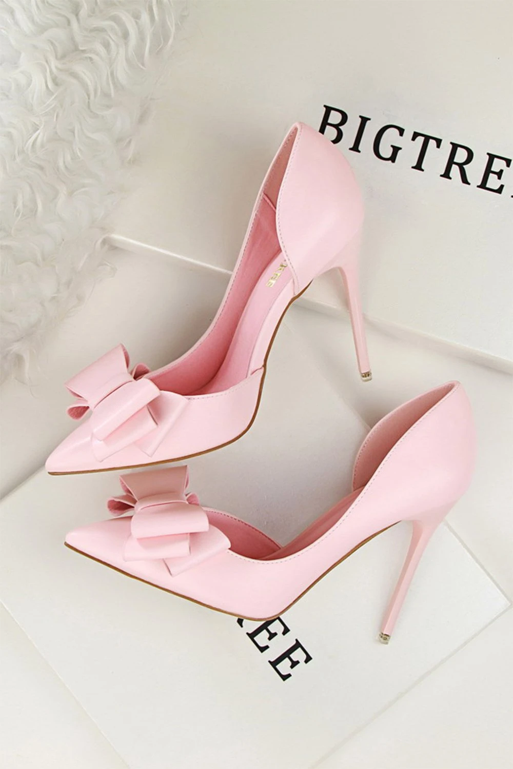 Sweet Bow Pointed Side Hollow High Heels 8 Sweet Bow Pointed Side Hollow High Heels - Image 8