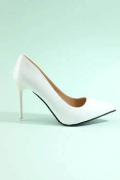 Elegant Pointy Heels -Zapaka Sales Store a676676c5d1c53cd4a7d423509b49d6e